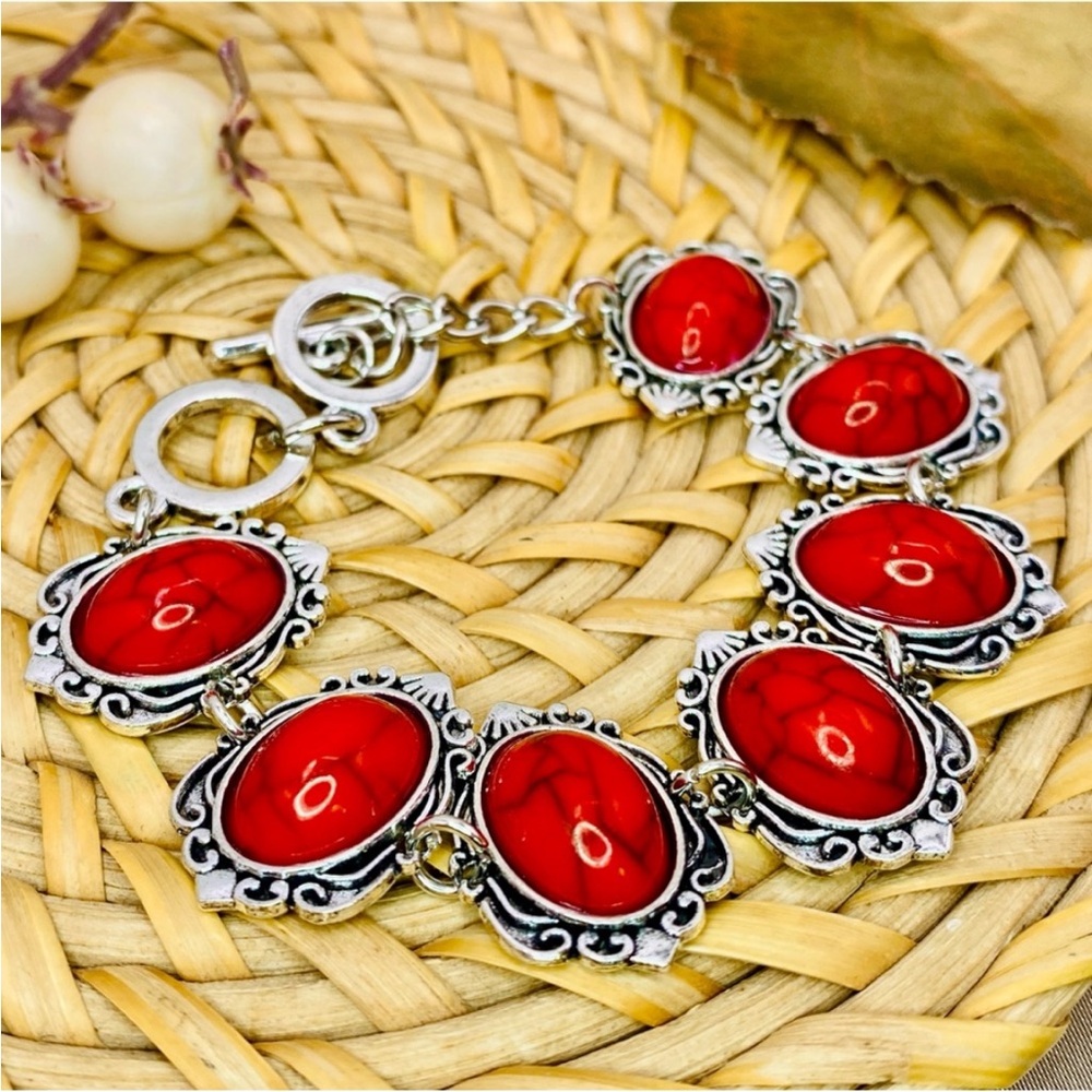 Bohemian Elegant Red and Silver Antique Bohemian Bracelet